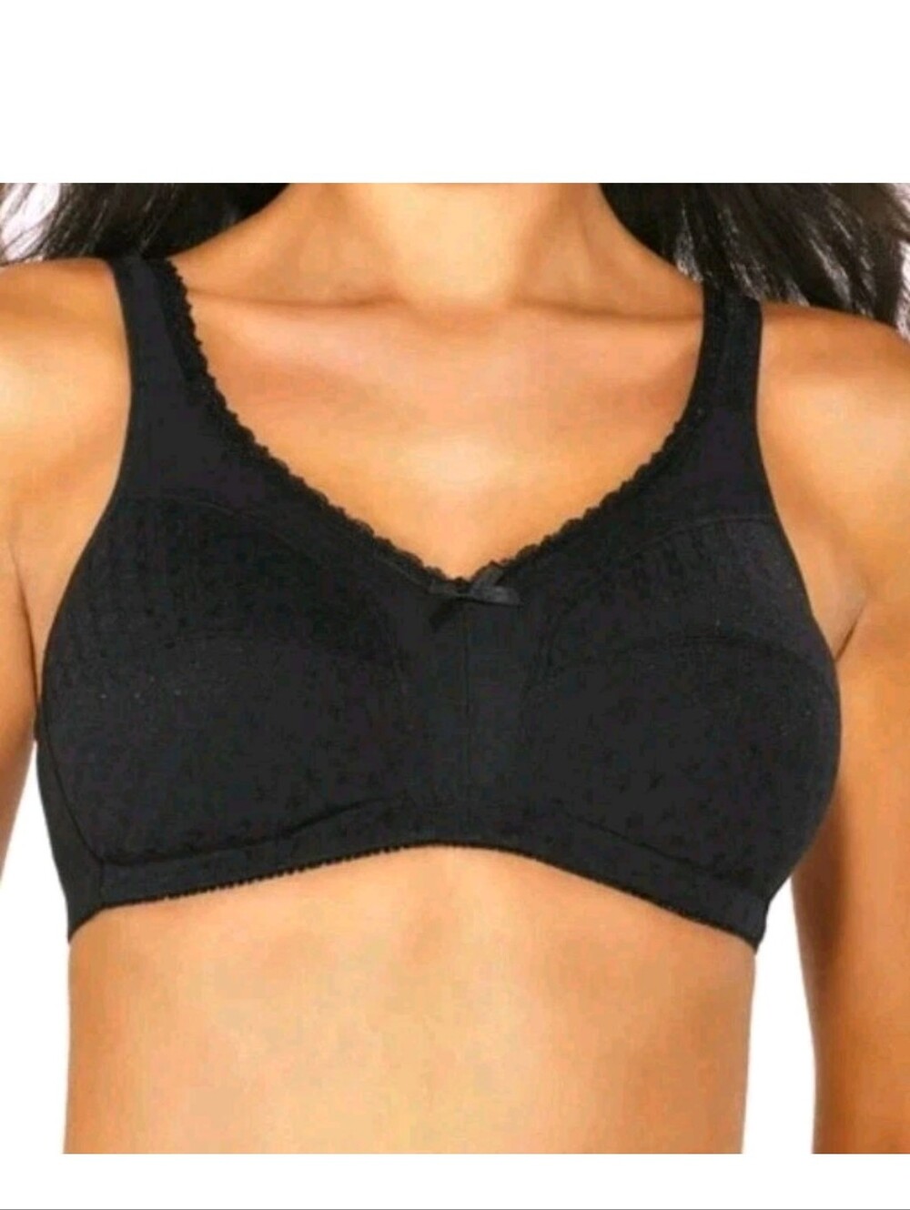 Dominique Soft Cup Bra Size 46D Black No Wire  Adjustable Straps Style 5360